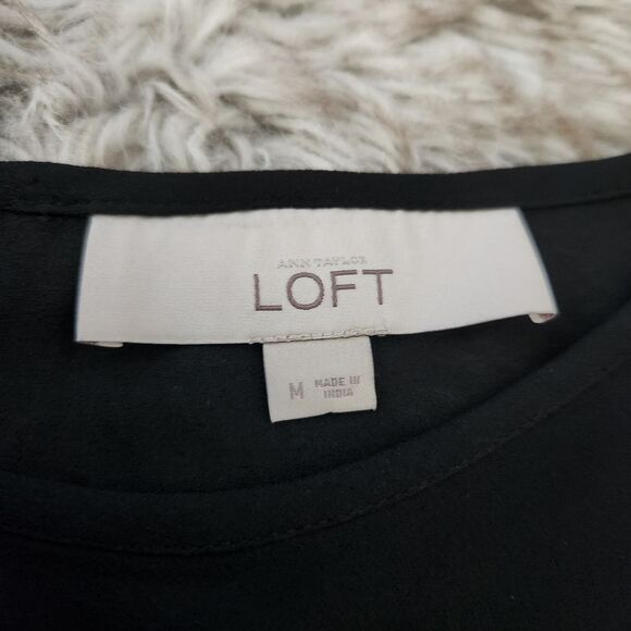 Ann Taylor LOFT Short Sleeve Sheer Blouse Ruffle at Bust Women's Size Medium - Picture 4 of 9